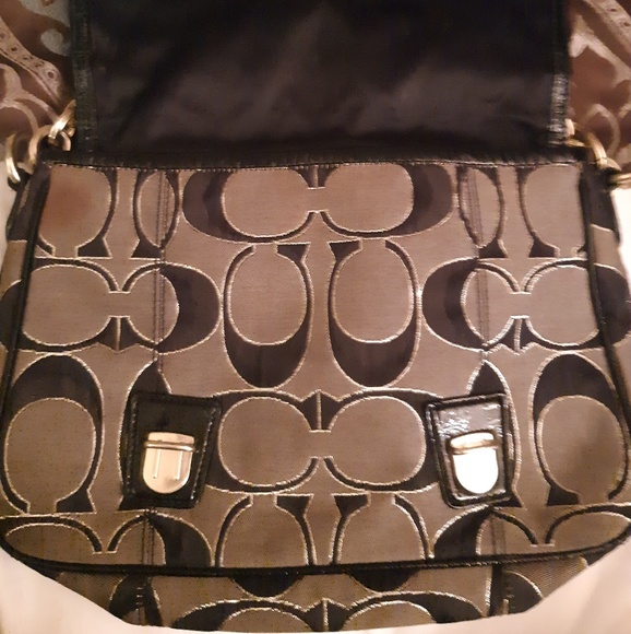 Coach Shoulder Purse - Picture 1 of 4